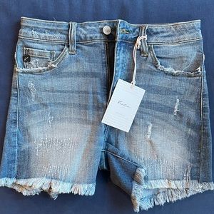 KanCan light destructed stretch denim shorts sz M
